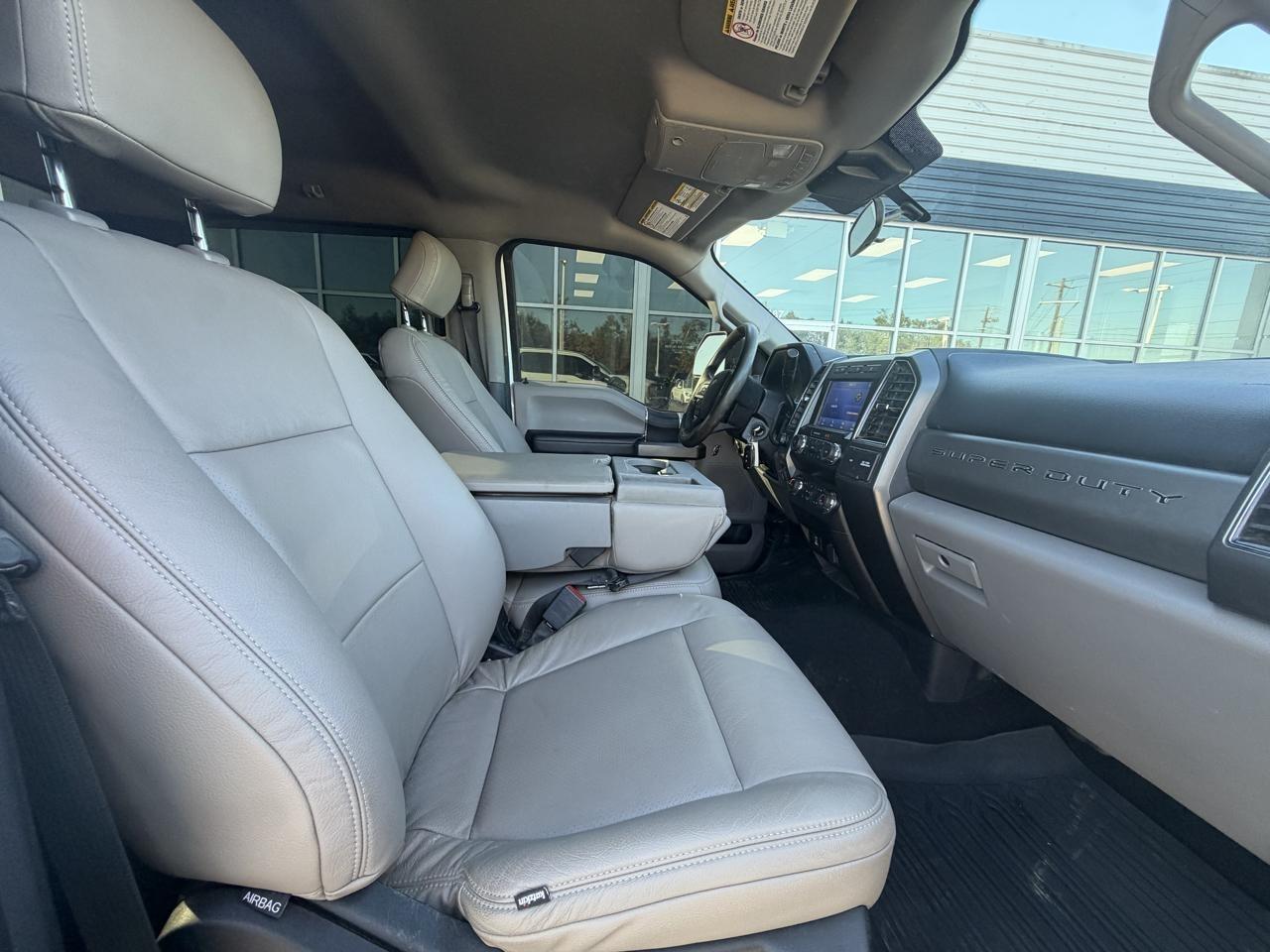 Ford Super Duty F-250 SRW XLT 4WD Crew Cab 8' Box 2020