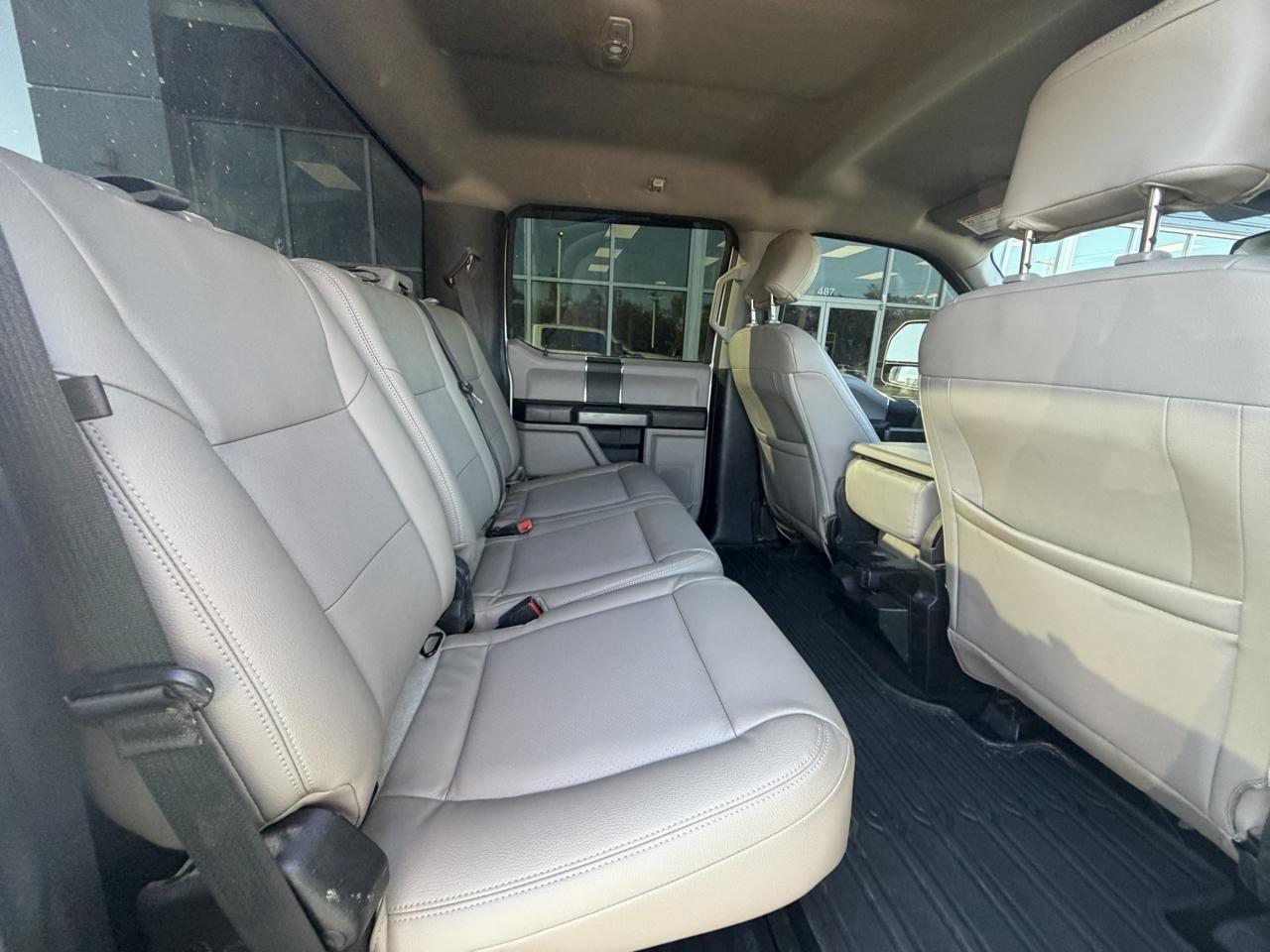 Ford Super Duty F-250 SRW XLT 4WD Crew Cab 8' Box 2020
