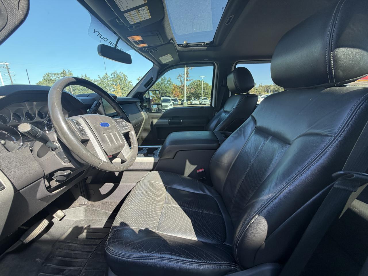 Ford Super Duty F-250 SRW Lariat 4WD Crew Cab 6.75' Box 2014