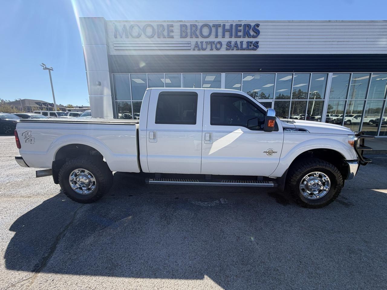 Ford Super Duty F-250 SRW Lariat 4WD Crew Cab 6.75' Box 2014