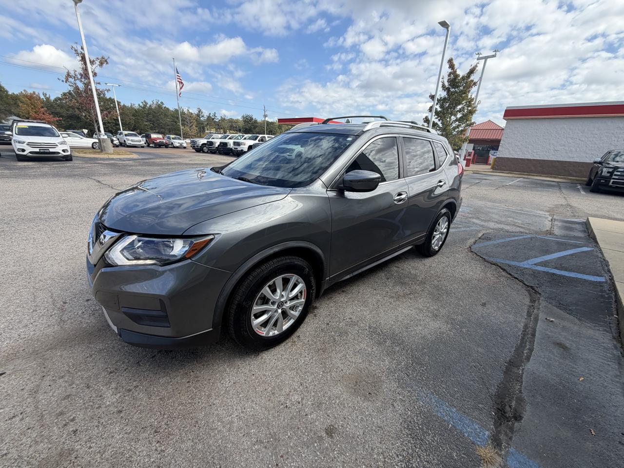 Nissan Rogue FWD SV *Limited Production* *Ltd Avail* 2019