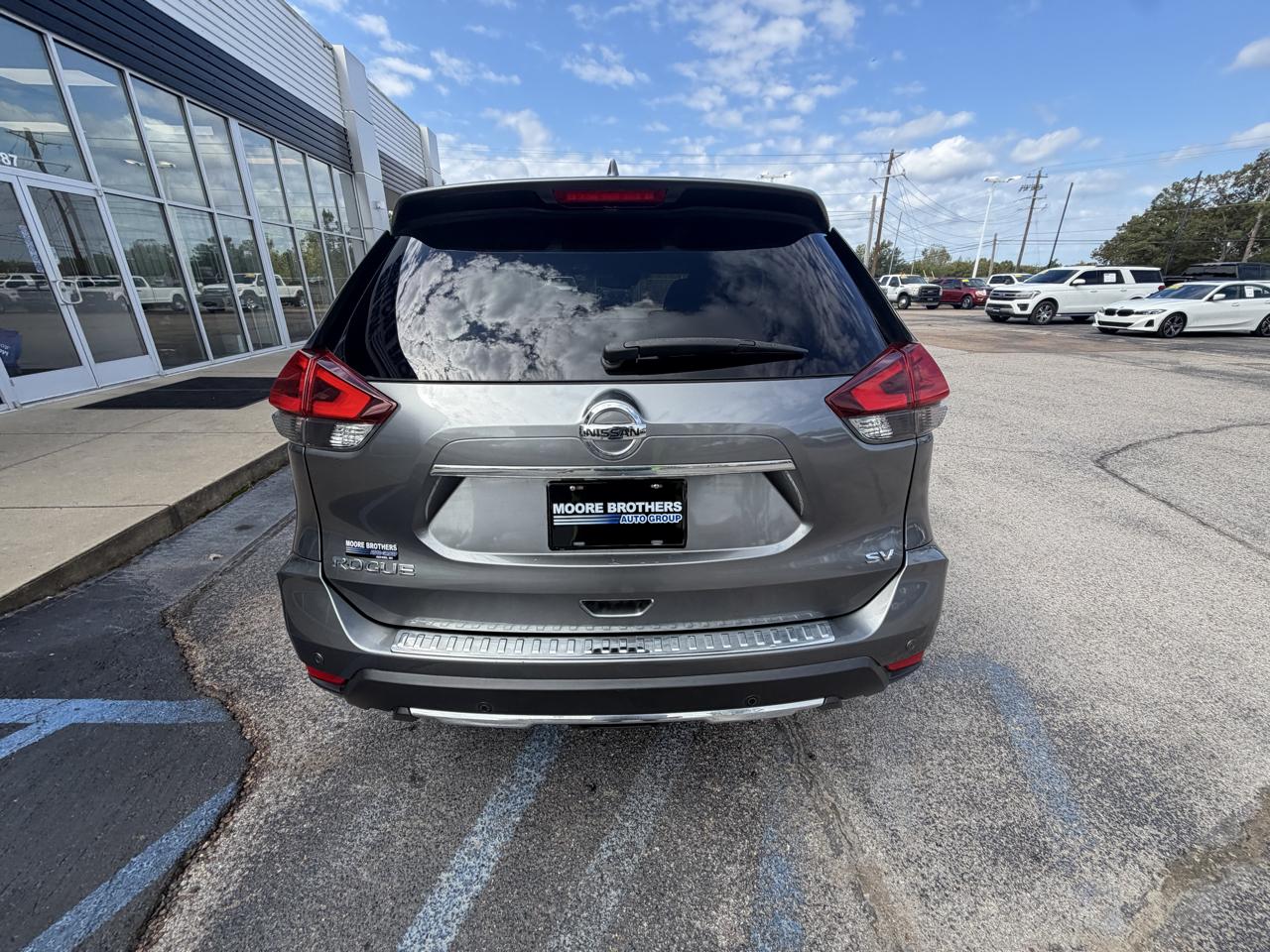 Nissan Rogue FWD SV *Limited Production* *Ltd Avail* 2019