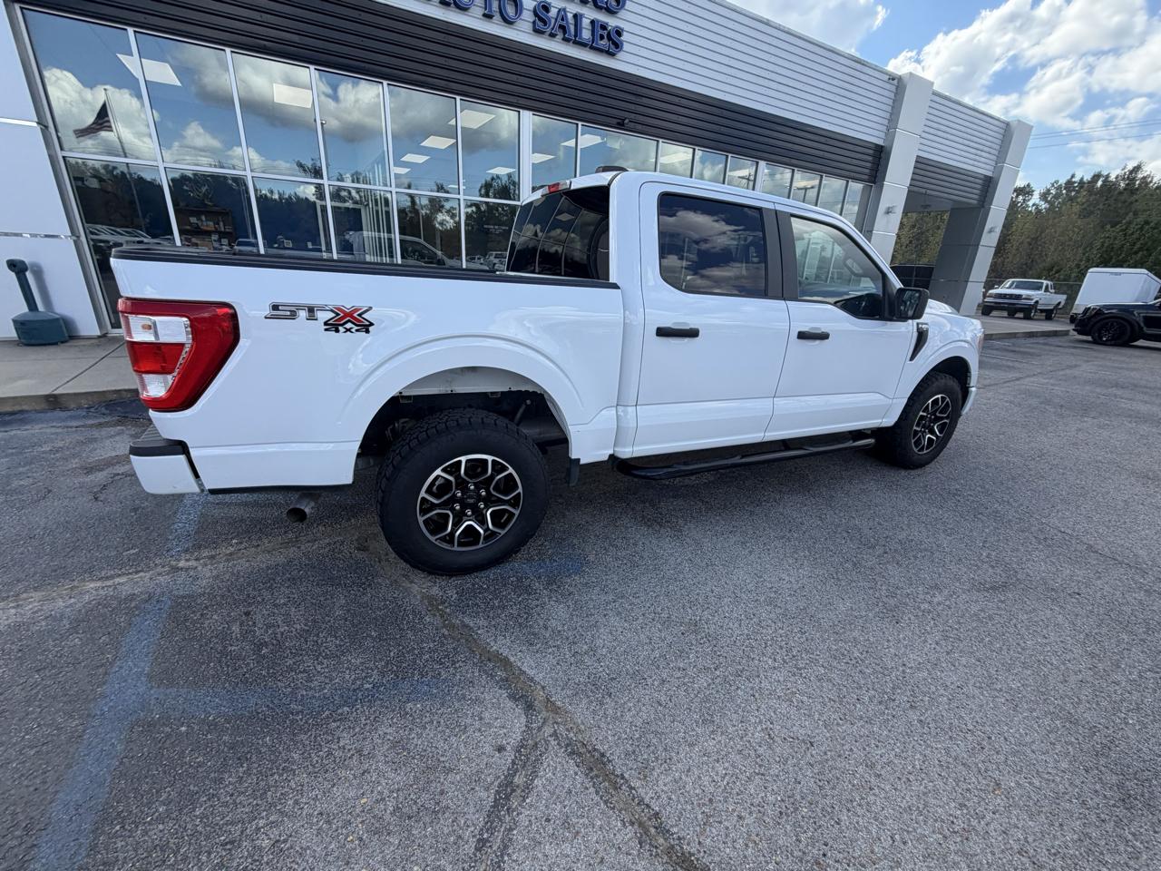 Ford F-150 STX 4WD SuperCrew 5.5' Box 2022