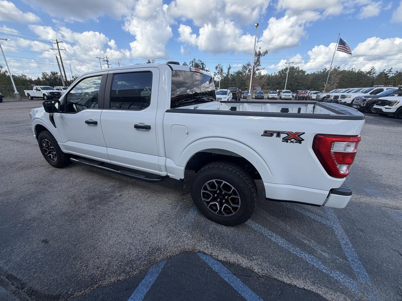 Ford F-150 STX 4WD SuperCrew 5.5' Box 2022