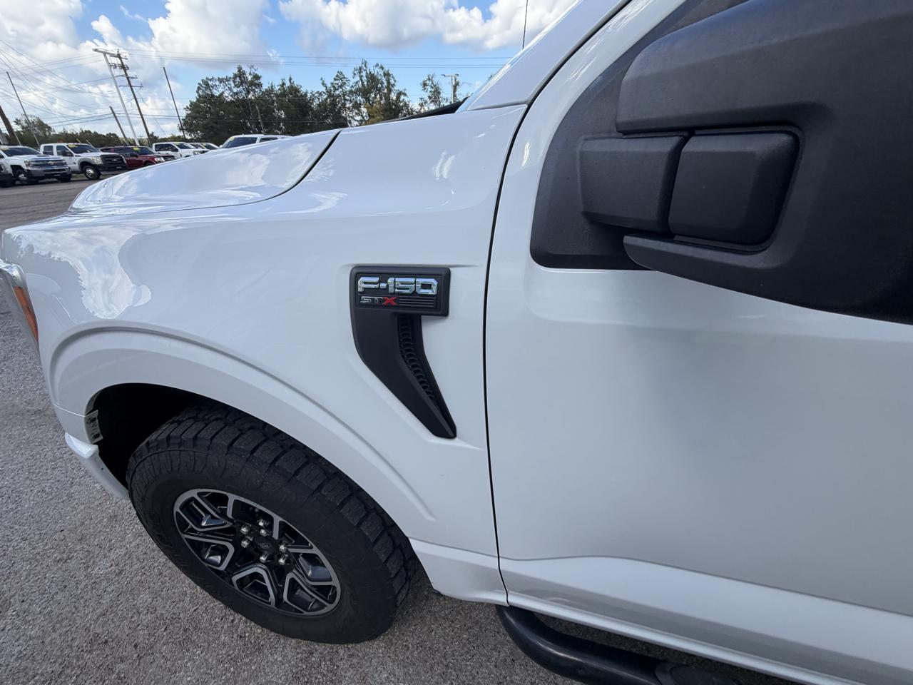 Ford F-150 STX 4WD SuperCrew 5.5' Box 2022
