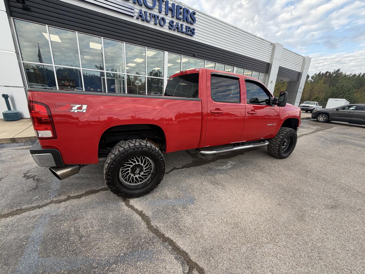 GMC Sierra 2500HD 4WD Crew Cab 153.7" SLT 2014