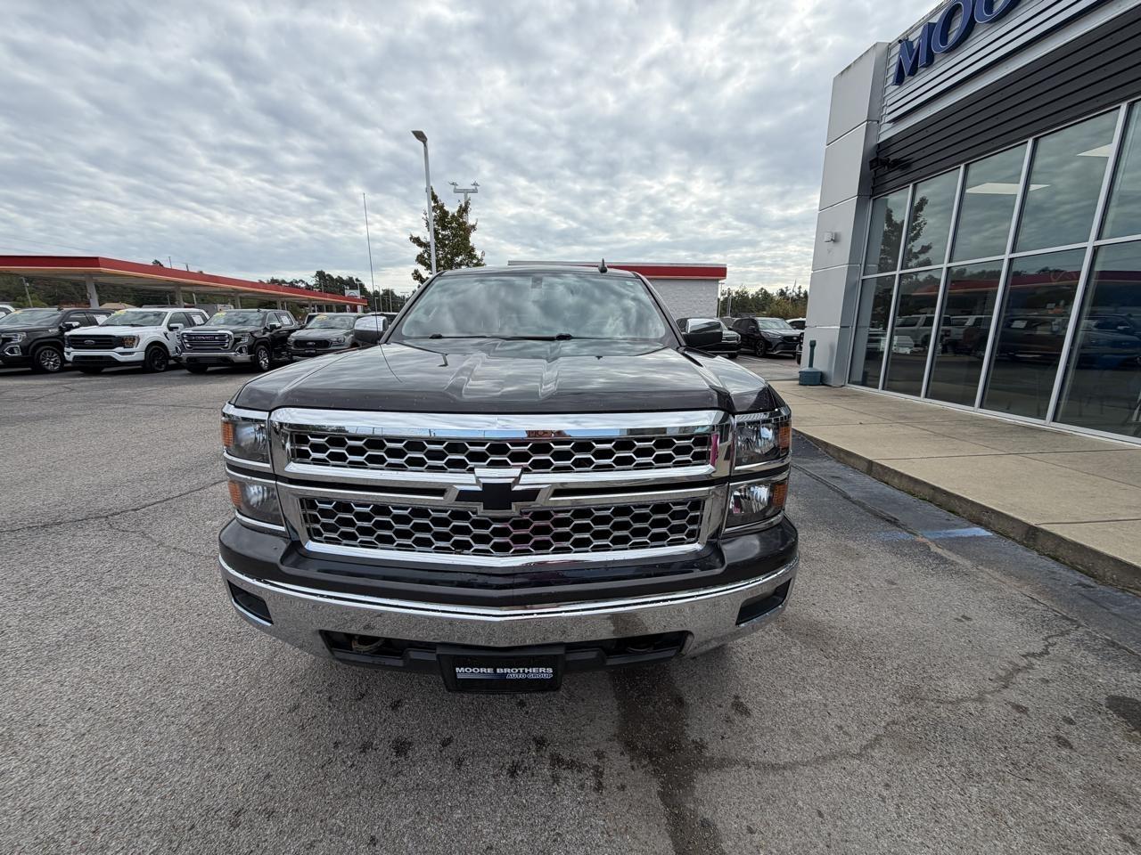 Chevrolet Silverado 1500 4WD Crew Cab 143.5" LT w/1LT 2015