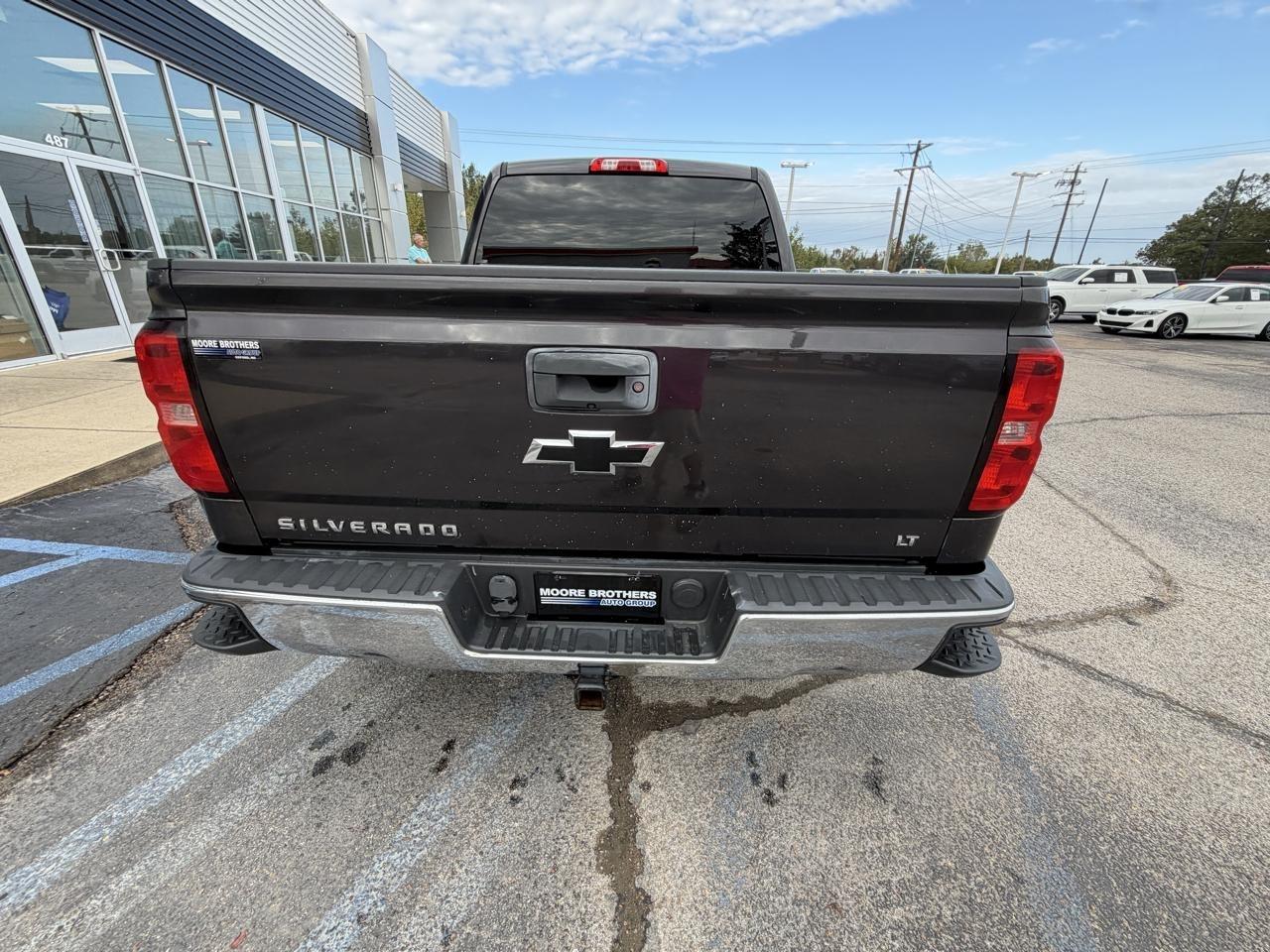 Chevrolet Silverado 1500 4WD Crew Cab 143.5" LT w/1LT 2015