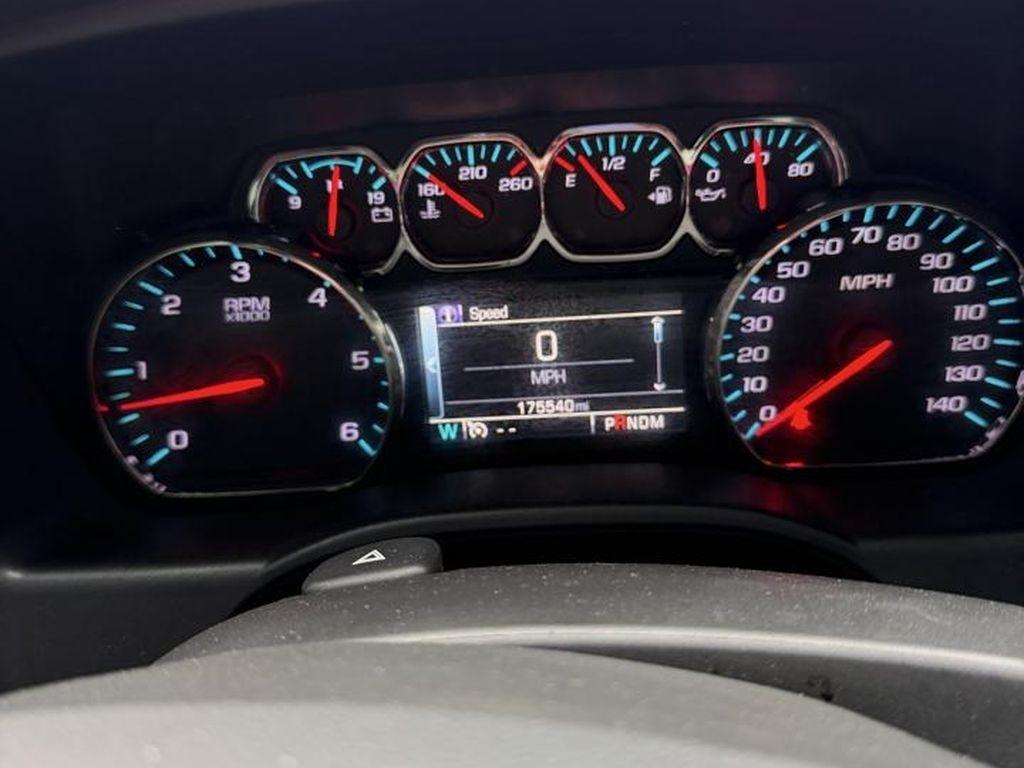 Chevrolet Silverado 1500 4WD Crew Cab 143.5" LT w/1LT 2015
