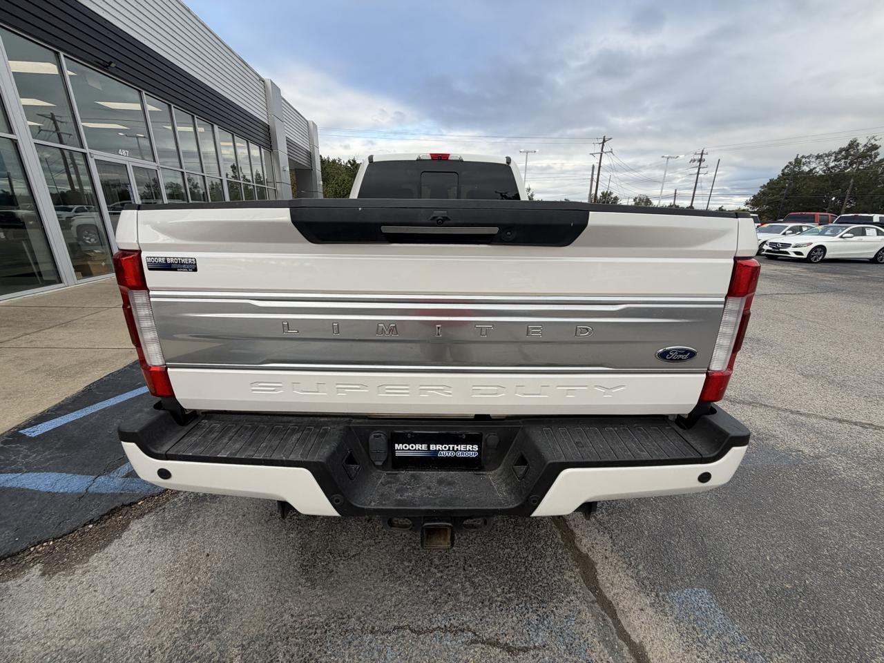 Ford Super Duty F-450 DRW Limited 4WD Crew Cab 8' Box 2019