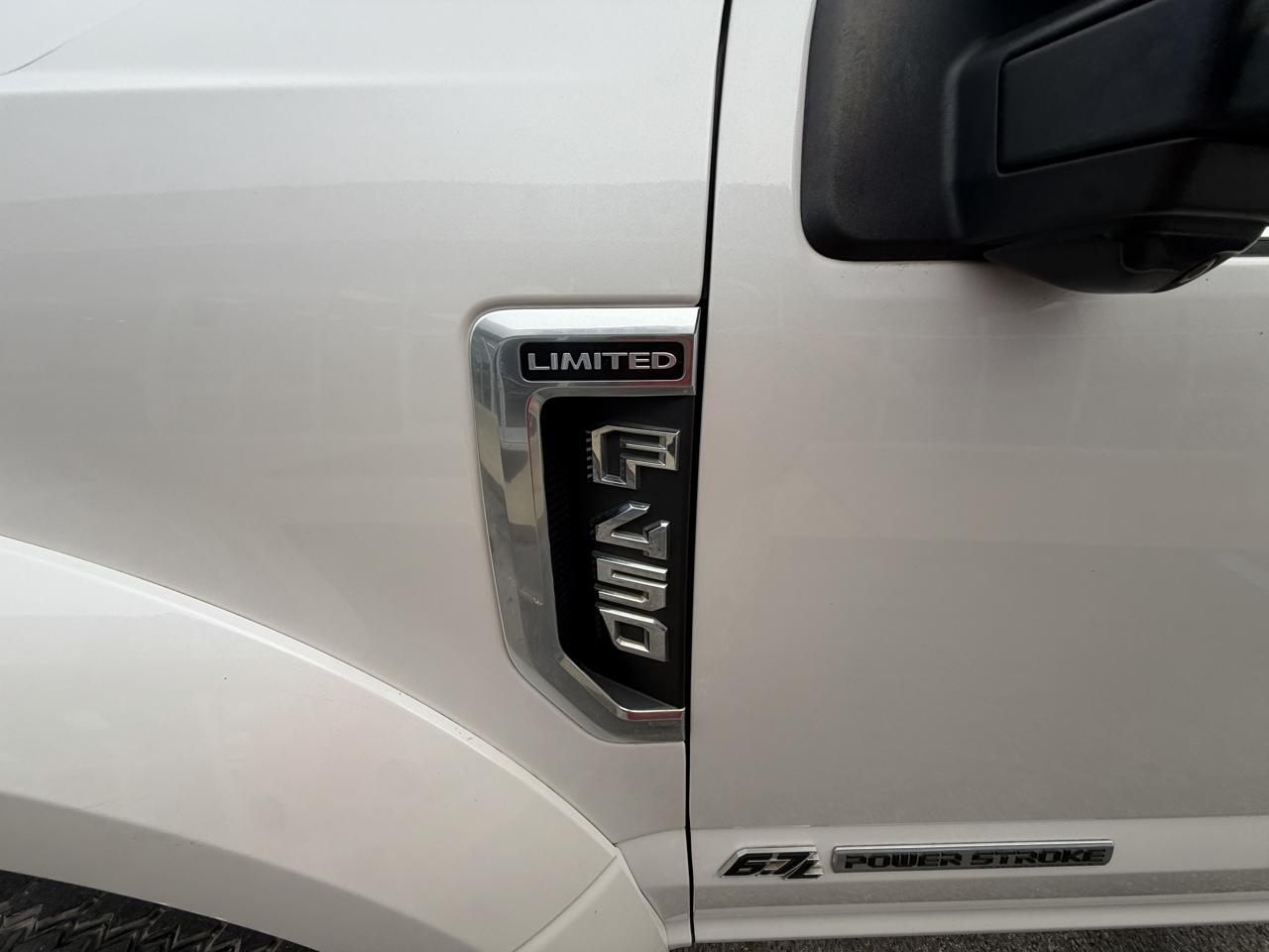 Ford Super Duty F-450 DRW Limited 4WD Crew Cab 8' Box 2019
