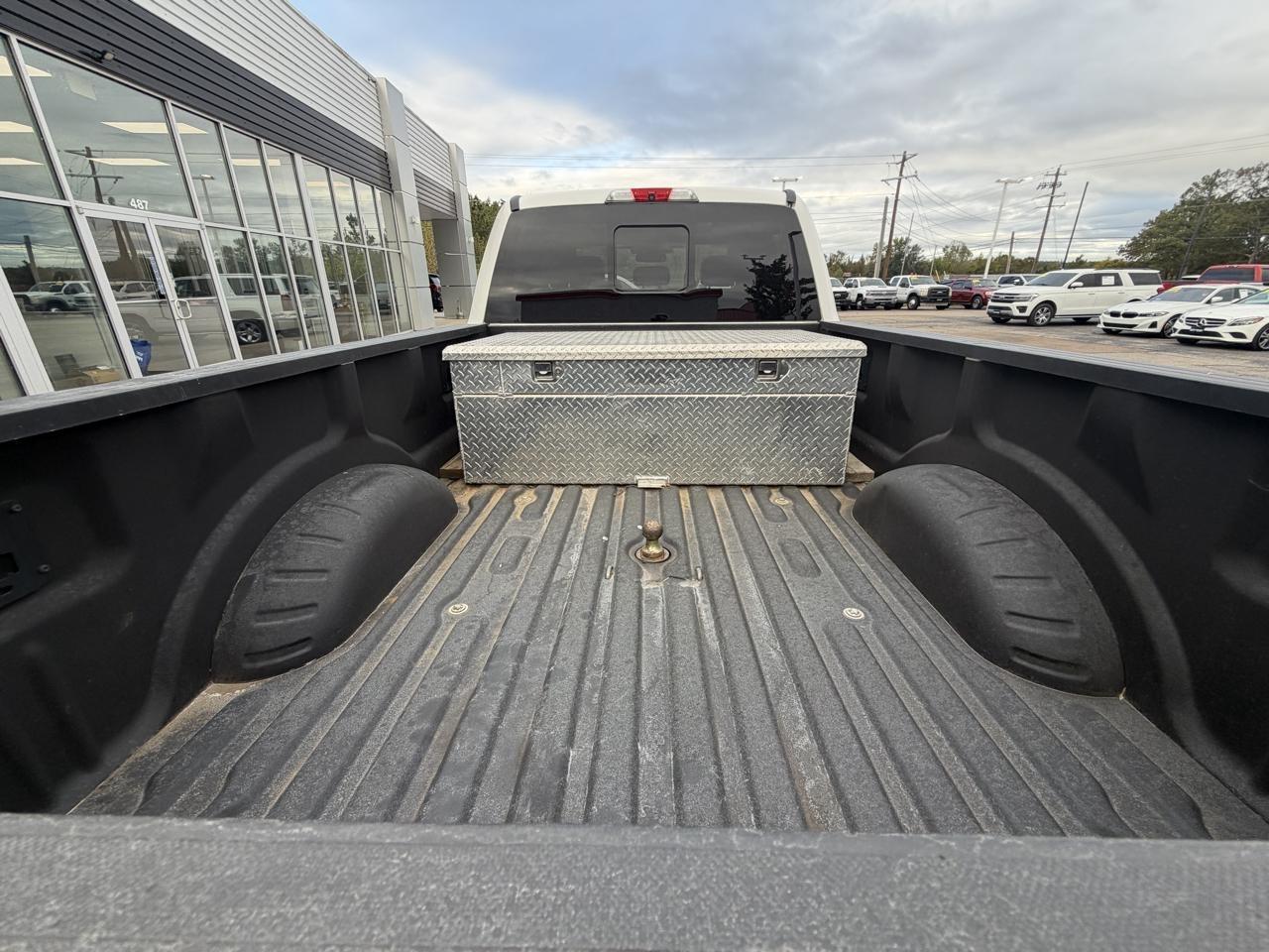 Ford Super Duty F-450 DRW Limited 4WD Crew Cab 8' Box 2019