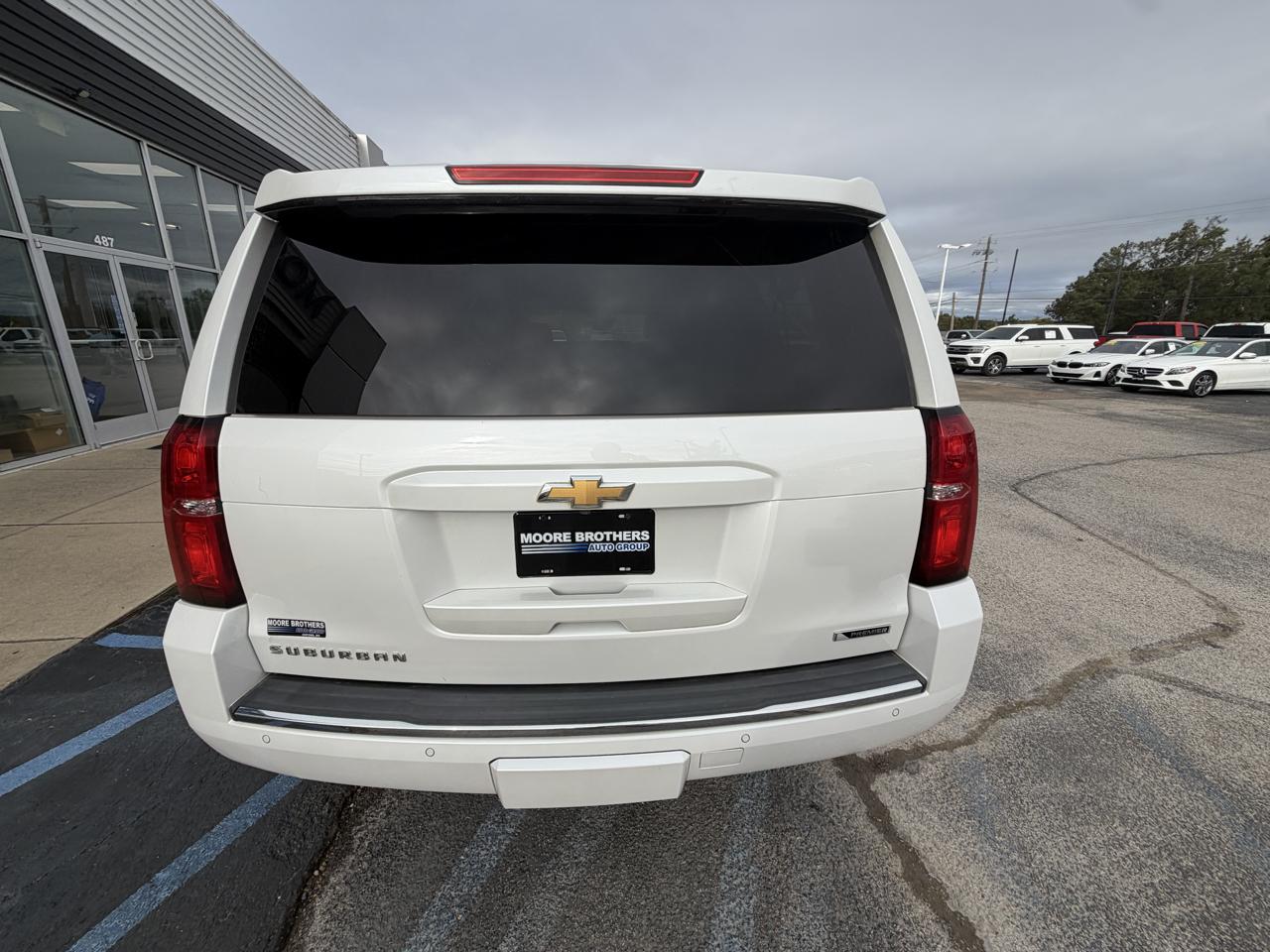 Chevrolet Suburban 2WD 4dr 1500 Premier 2017