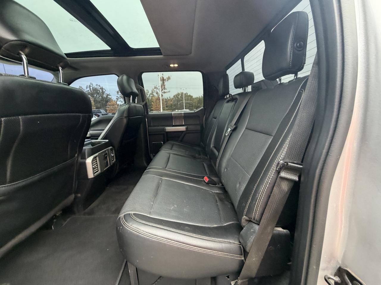 Ford Super Duty F-250 SRW Lariat 4WD SuperCab 8' Box 2017