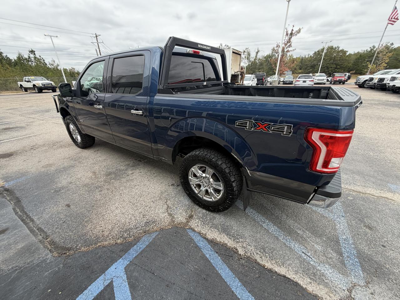 Ford F-150 4WD SuperCrew 145" XLT 2015