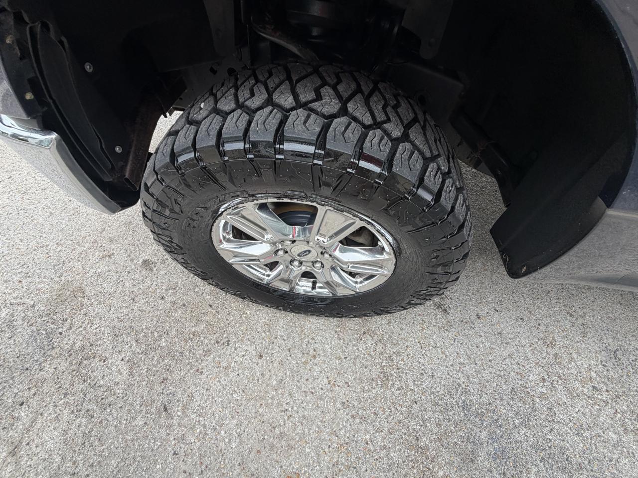 Ford F-150 4WD SuperCrew 145" XLT 2015