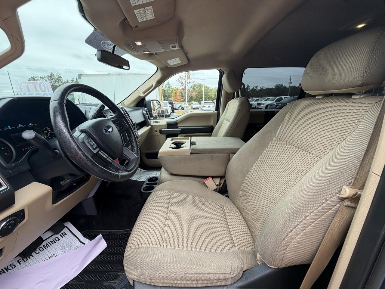 Ford F-150 4WD SuperCrew 145" XLT 2015