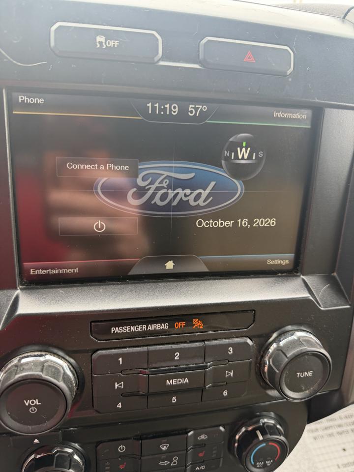 Ford F-150 4WD SuperCrew 145" XLT 2015