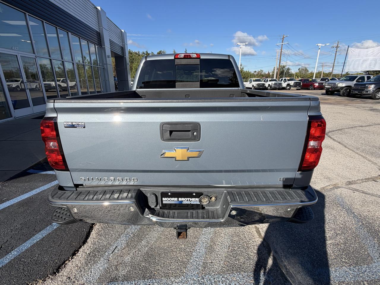 Chevrolet Silverado 1500 4WD Crew Cab 143.5" LT w/2LT 2015