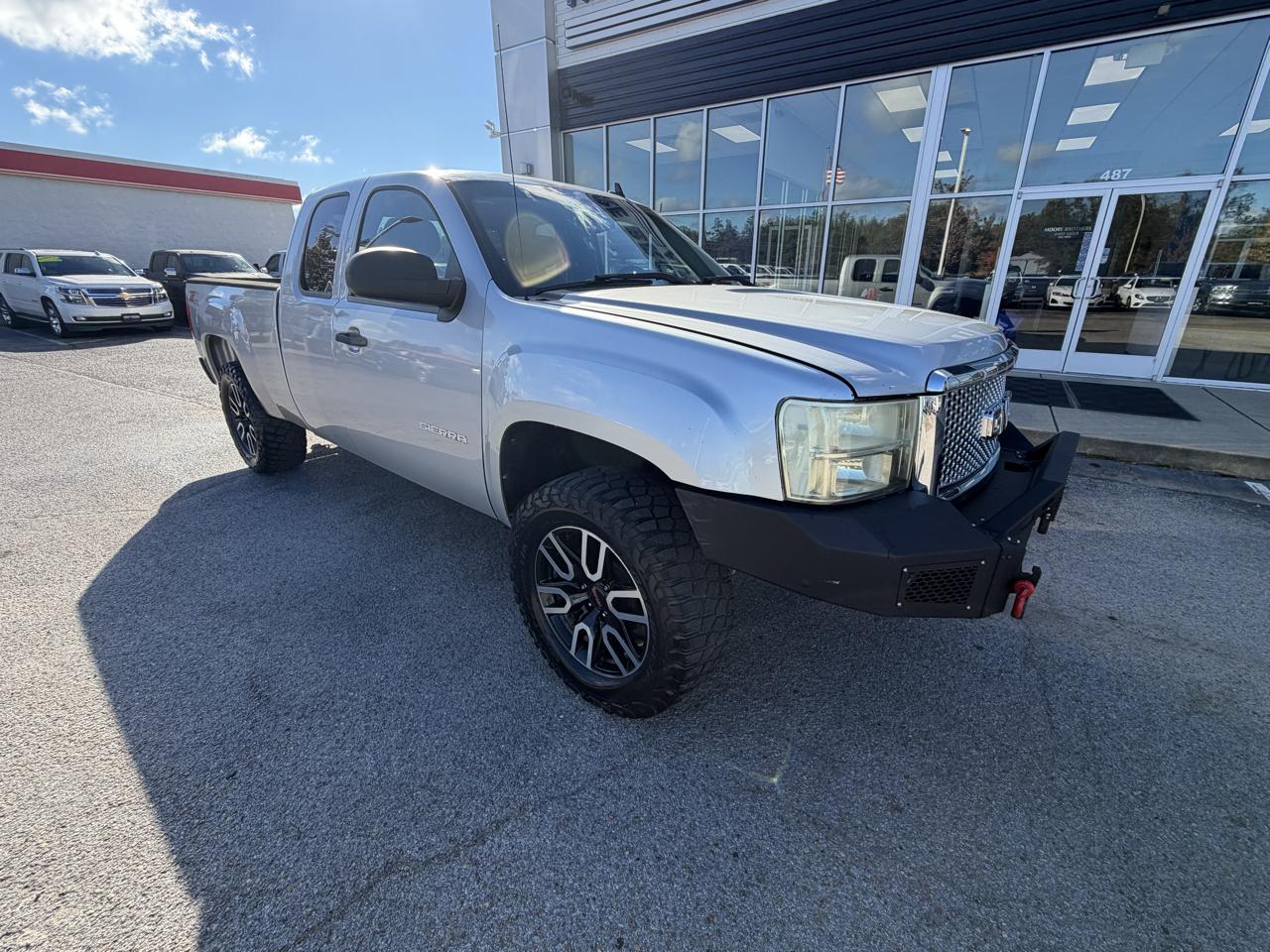GMC Sierra 1500 4WD Ext Cab 143.5" SLE 2010