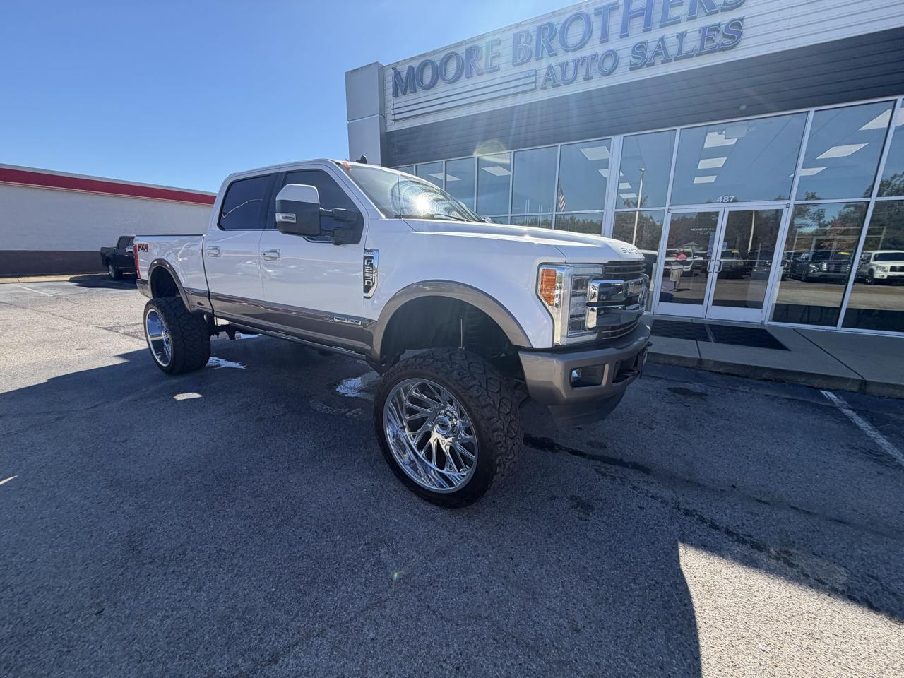 Ford Super Duty F-250 SRW King Ranch 4WD Crew Cab 8' Box 2019
