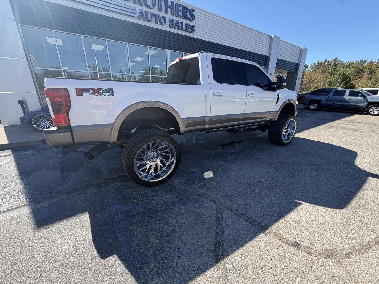Ford Super Duty F-250 SRW King Ranch 4WD Crew Cab 8' Box 2019