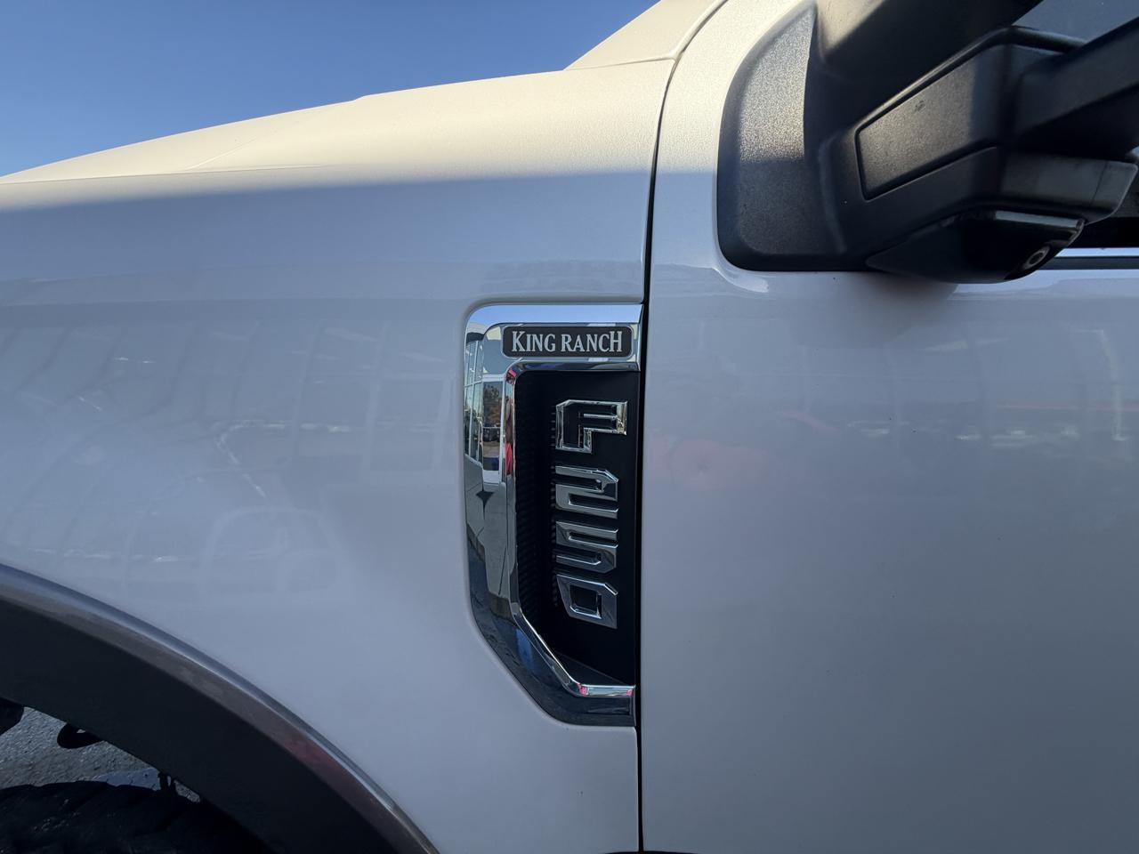 Ford Super Duty F-250 SRW King Ranch 4WD Crew Cab 8' Box 2019