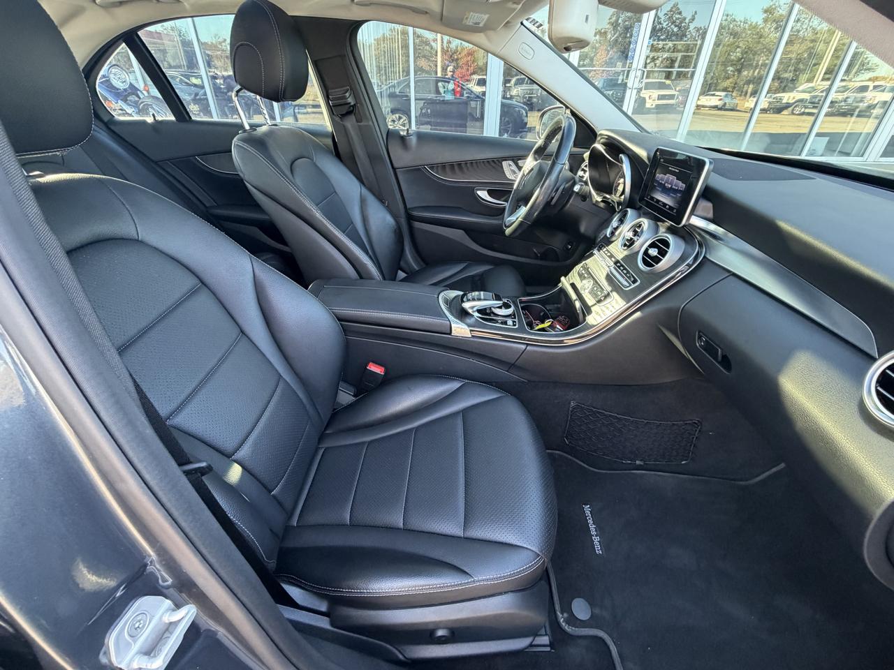 Mercedes-Benz C-Class 4dr Sdn C 300 4MATIC 2015