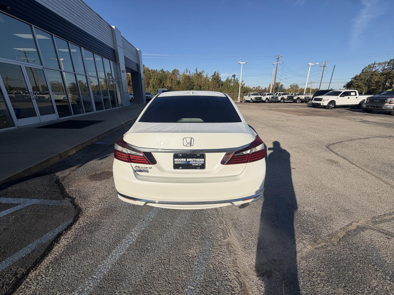 Honda Accord Sedan 4dr I4 CVT EX-L 2016