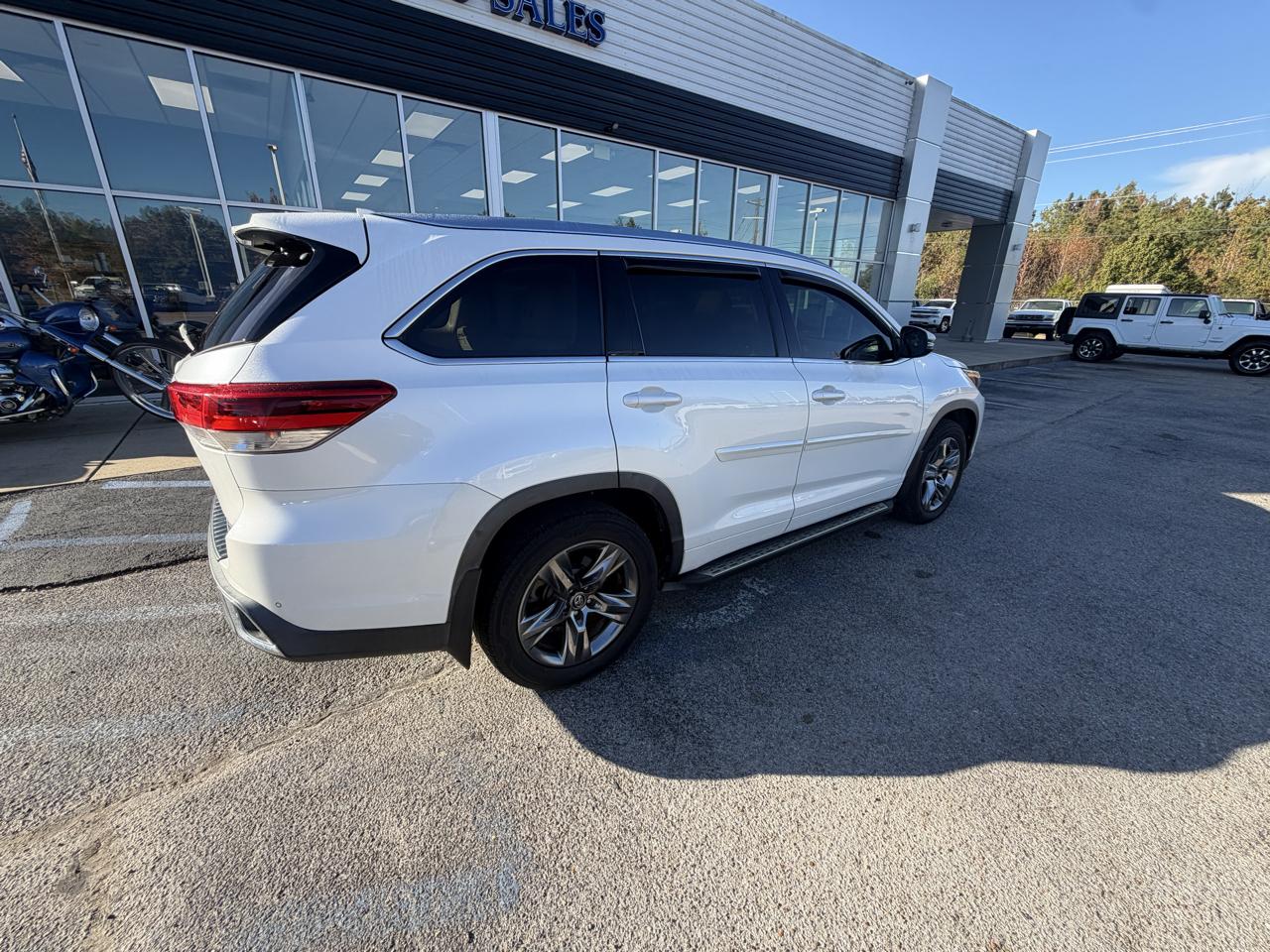 Toyota Highlander Limited V6 FWD (Natl) 2018