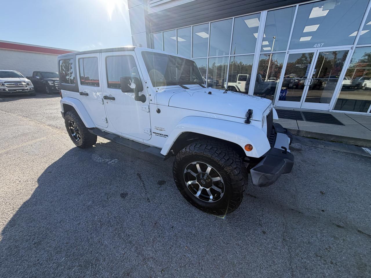 Jeep Wrangler Unlimited 4WD 4dr Sahara 2015