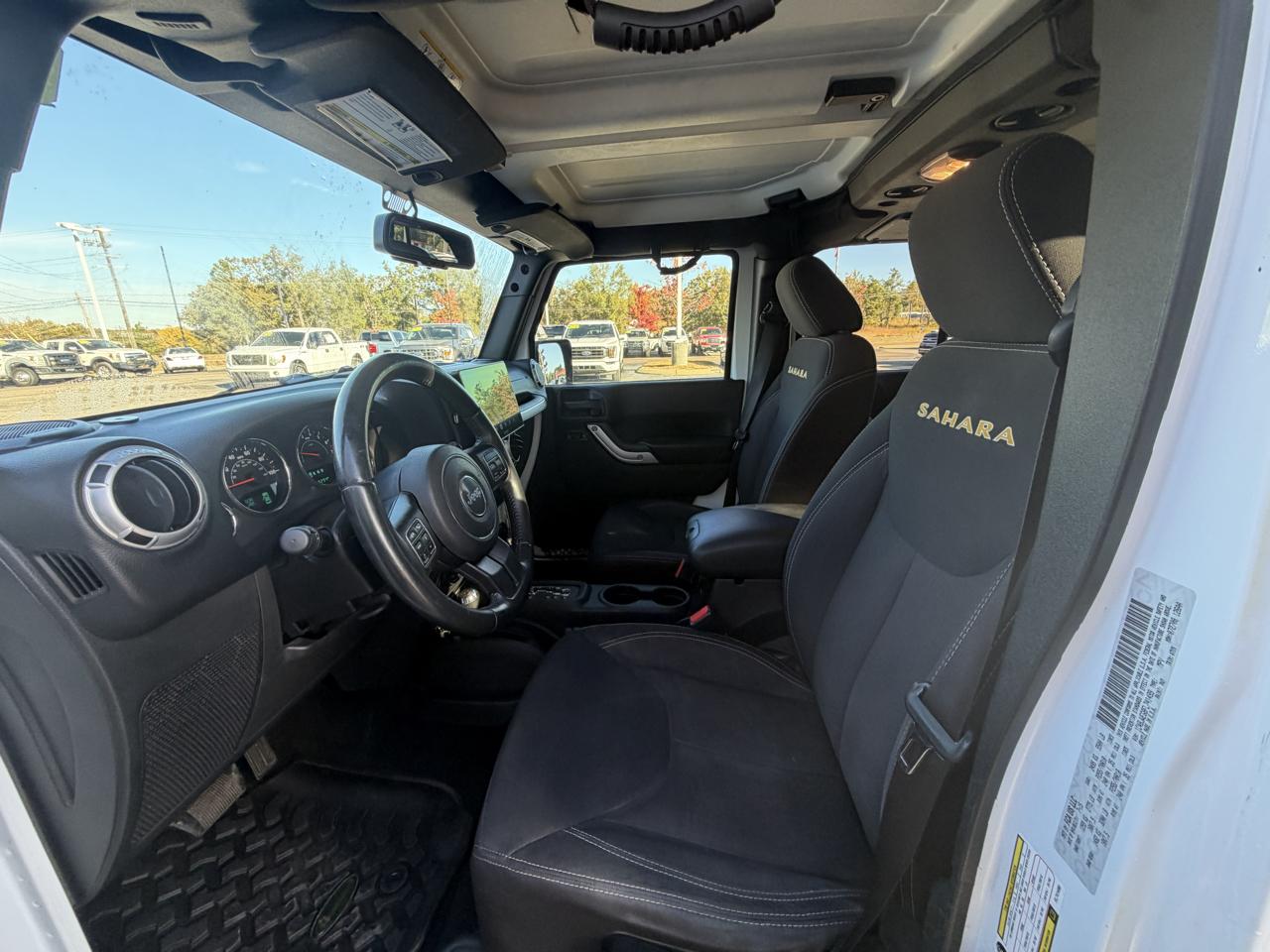 Jeep Wrangler Unlimited 4WD 4dr Sahara 2015