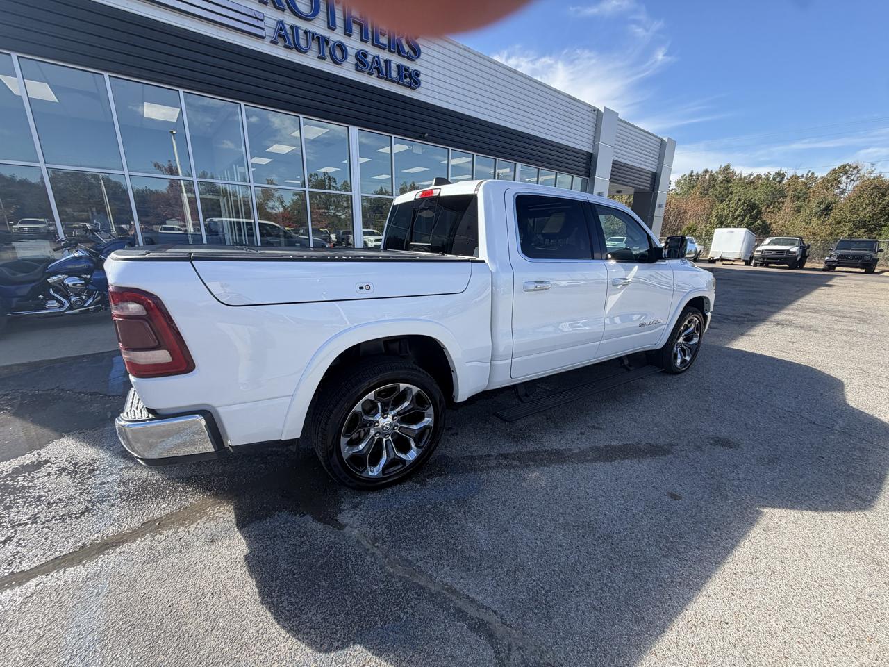 RAM 1500 Longhorn 4x4 Crew Cab 5'7" Box 2019