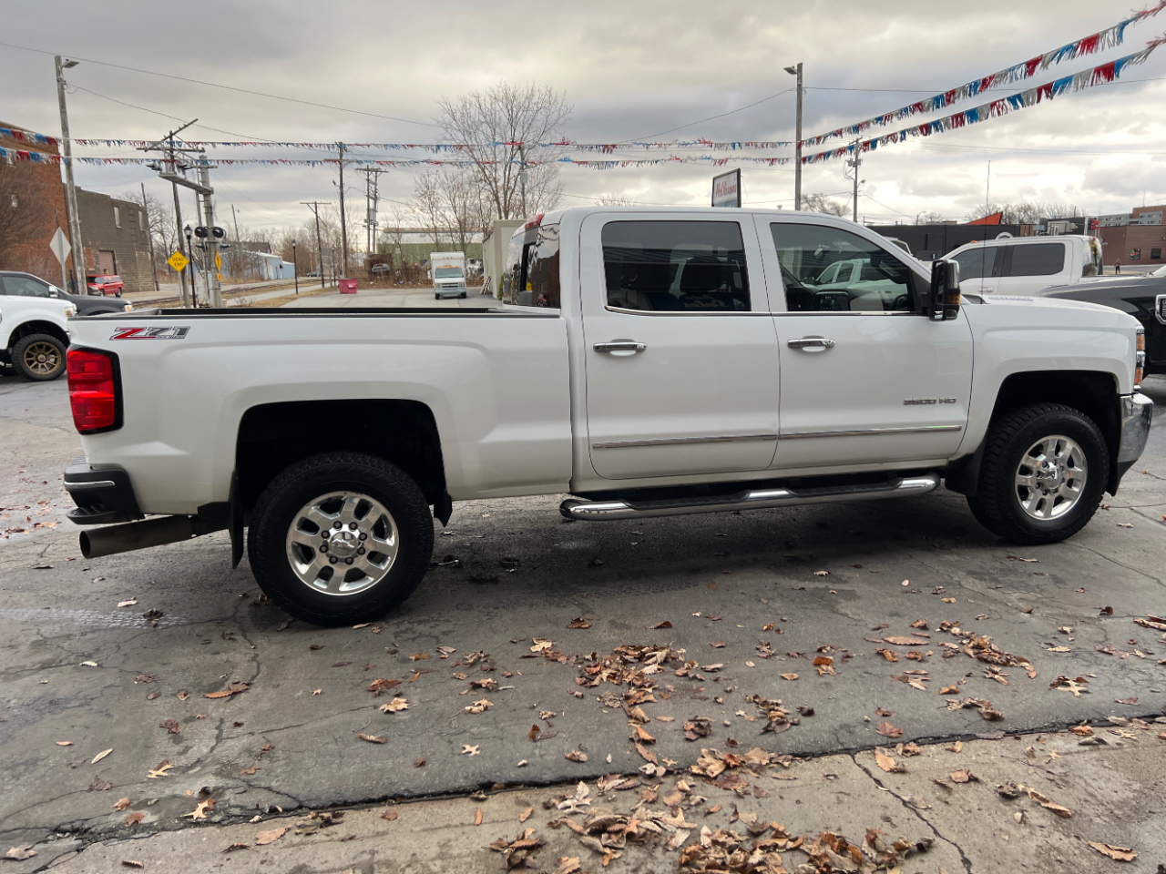 Chevrolet Silverado 3500HD LTZ Crew Cab 4WD 2015