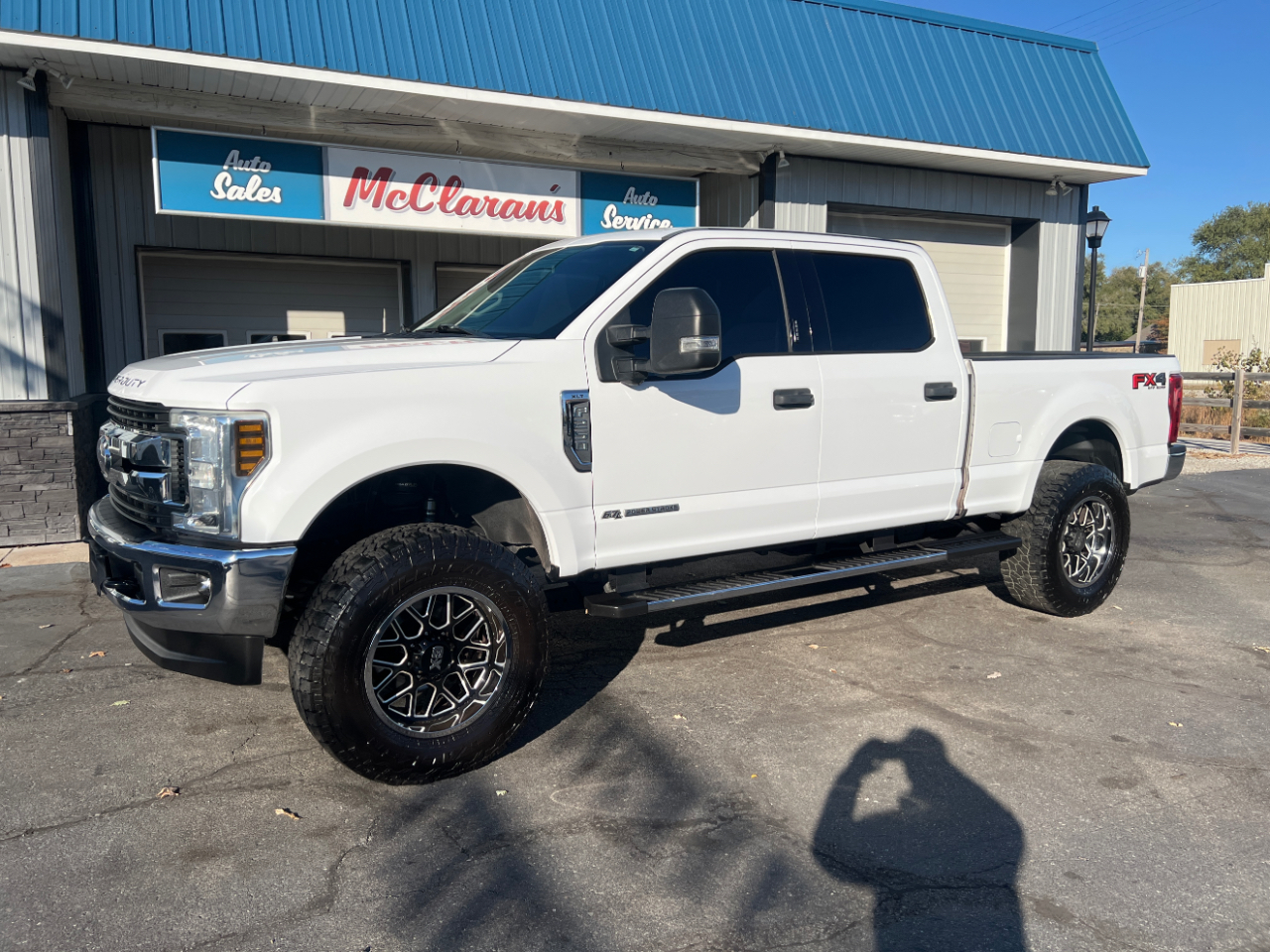 Ford F-250 SD XLT Crew Cab Short Bed 4WD 2019 Ford F-250 SD XLT Crew Cab Short Bed 4WD 2019