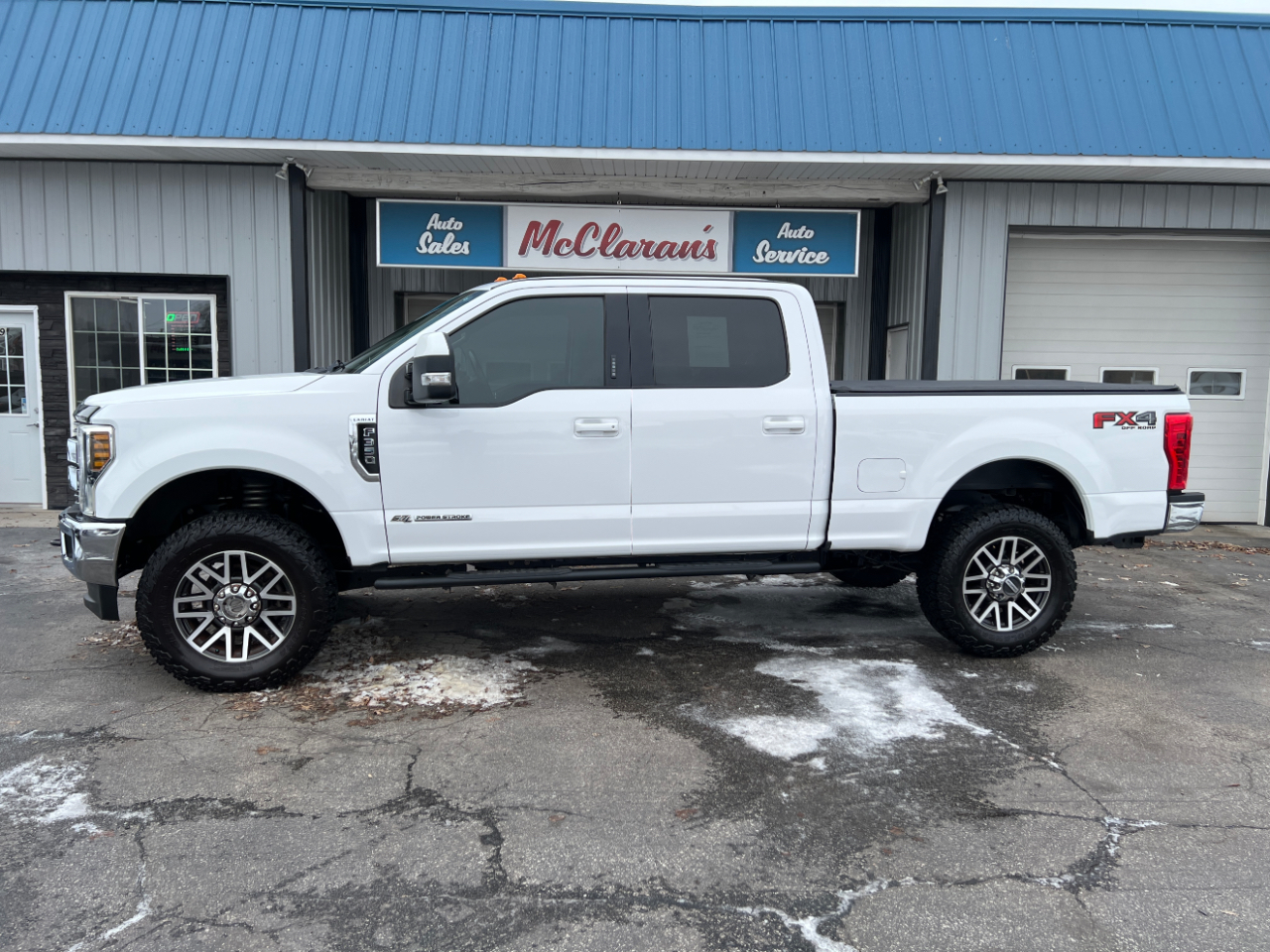 2019 Ford F-350 SD Lariat Crew Cab SWB 4WD