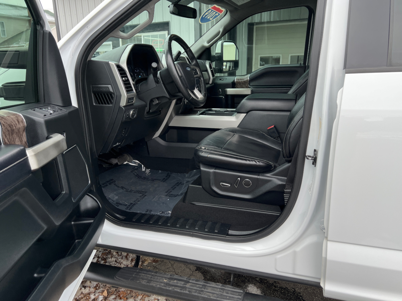 Ford F-350 SD Lariat Crew Cab SWB 4WD 2019