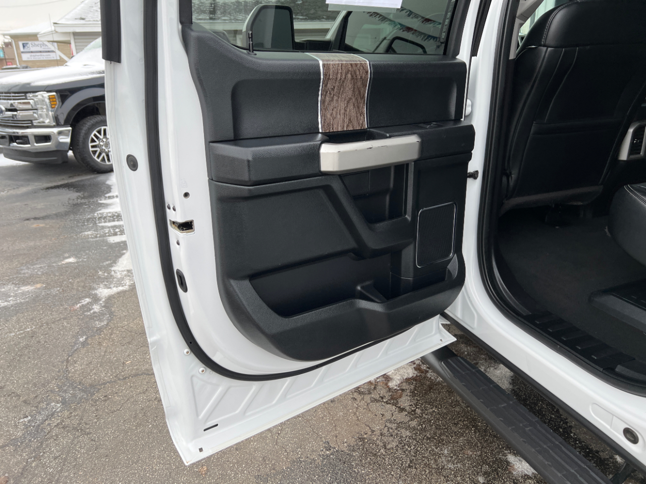 Ford F-350 SD Lariat Crew Cab SWB 4WD 2019