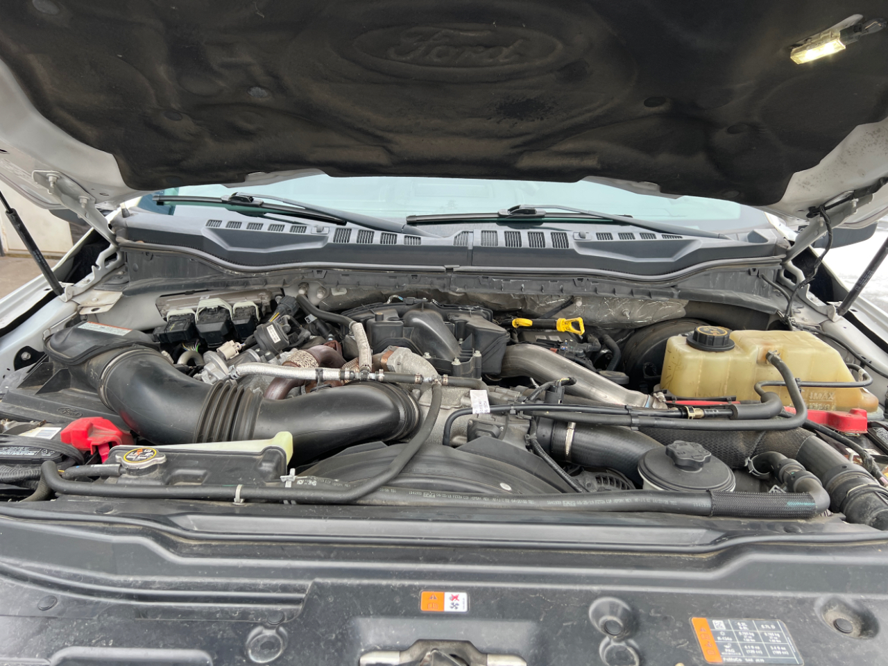 Ford F-350 SD Lariat Crew Cab SWB 4WD 2019