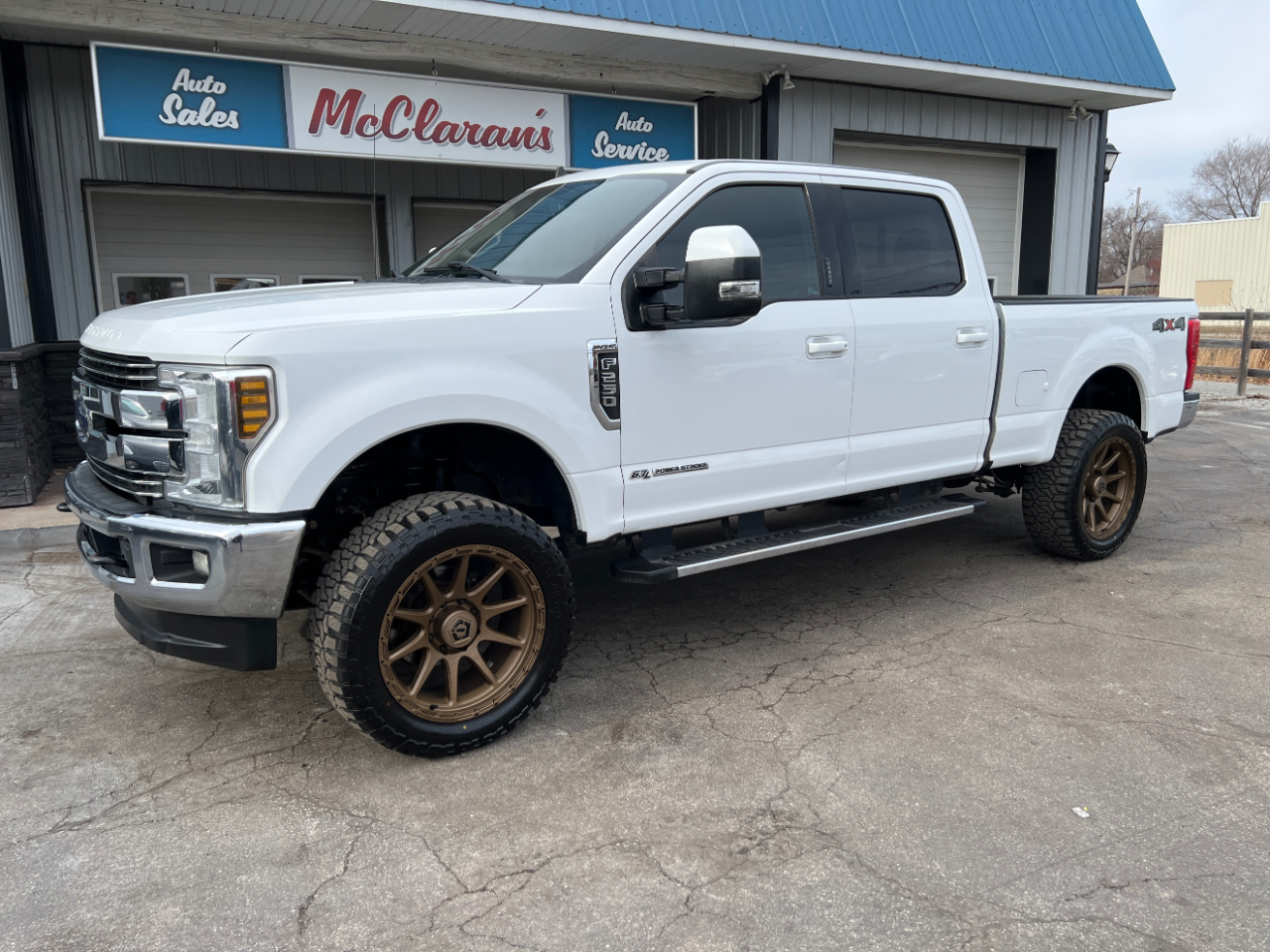 Ford F-250 SD Lariat Crew Cab SWB 4WD 2019