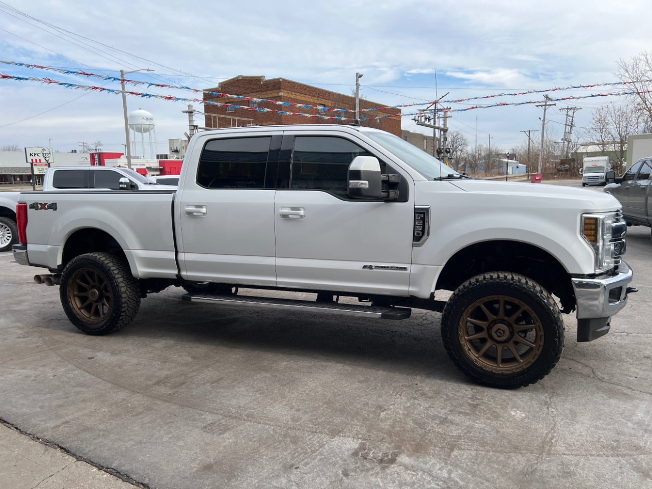 Ford F-250 SD Lariat Crew Cab SWB 4WD 2019