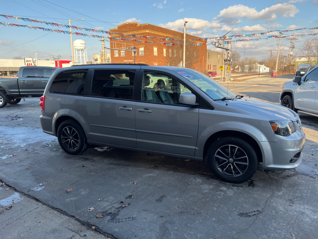 Dodge Grand Caravan R/T 2016