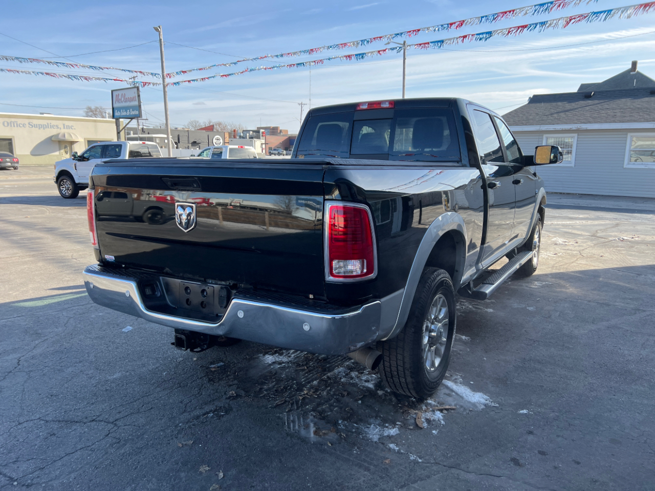 RAM 3500 Laramie Crew Cab SWB 4WD 2016