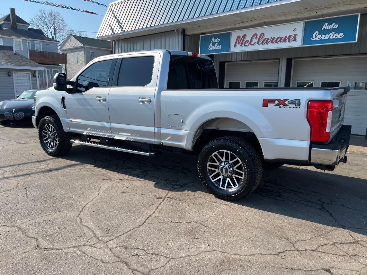 Ford F-250 SD Lariat Crew Cab SWB 4WD 2018