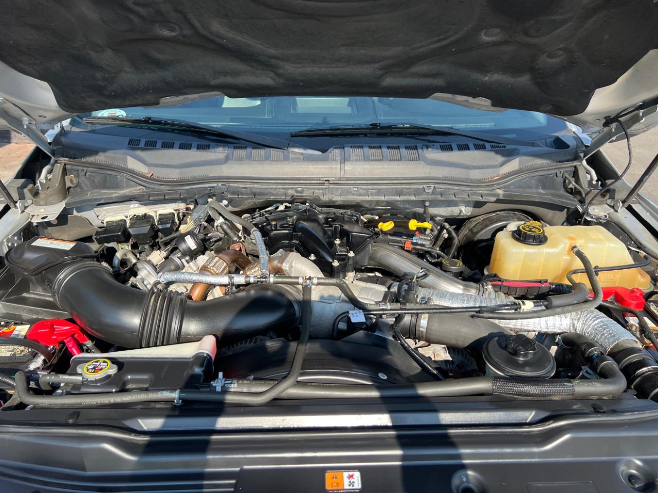 Ford F-250 SD Lariat Crew Cab SWB 4WD 2018