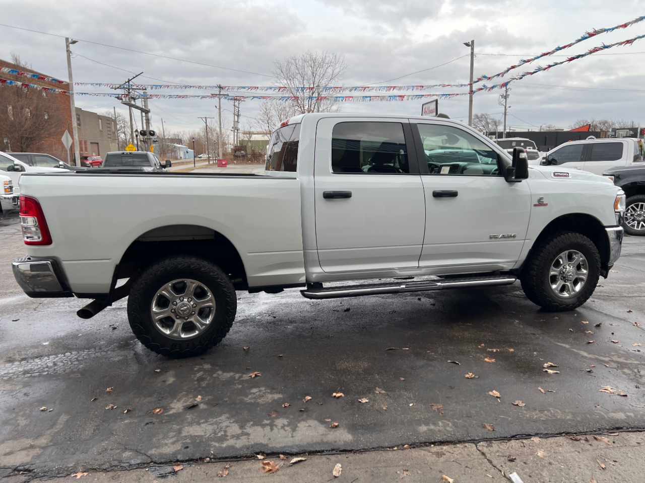 RAM 2500 Tradesman Crew Cab SWB 4WD 2024