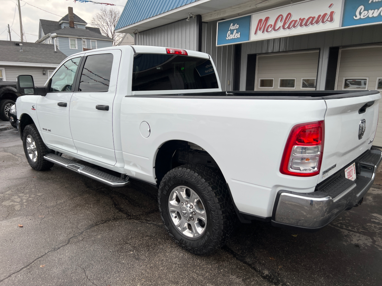RAM 2500 Tradesman Crew Cab SWB 4WD 2024