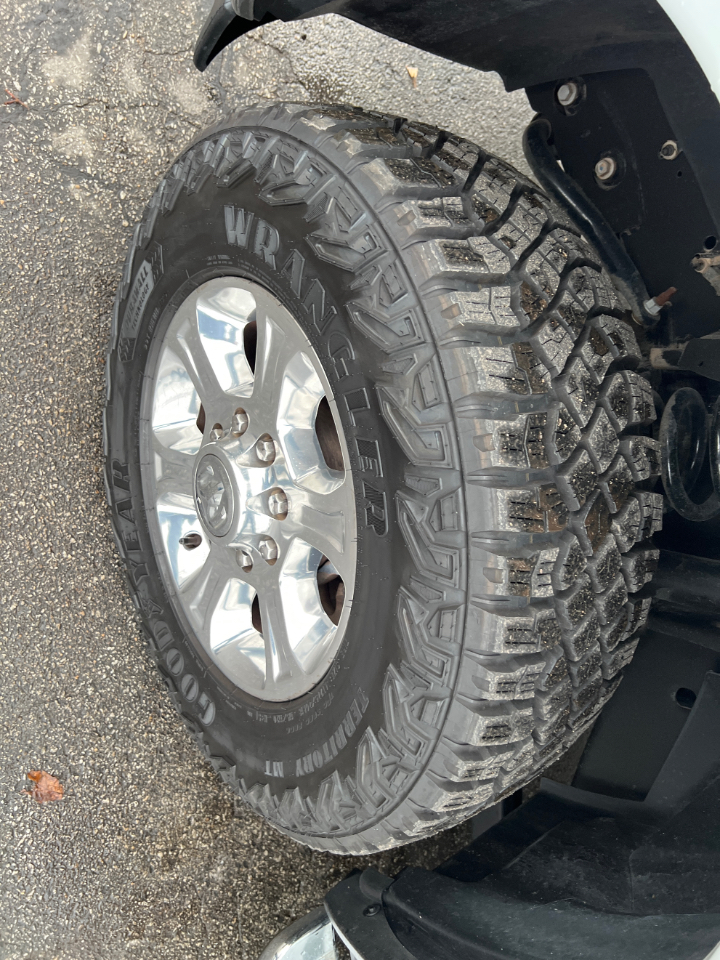 RAM 2500 Tradesman Crew Cab SWB 4WD 2024