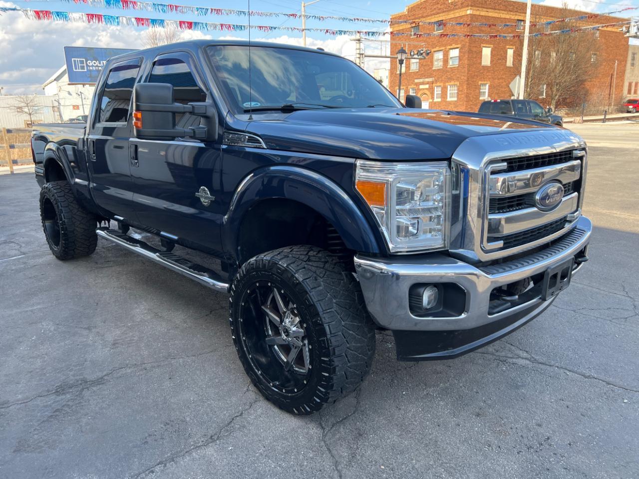 Ford F-250 SD Lariat Crew Cab Short Bed 4WD 2016