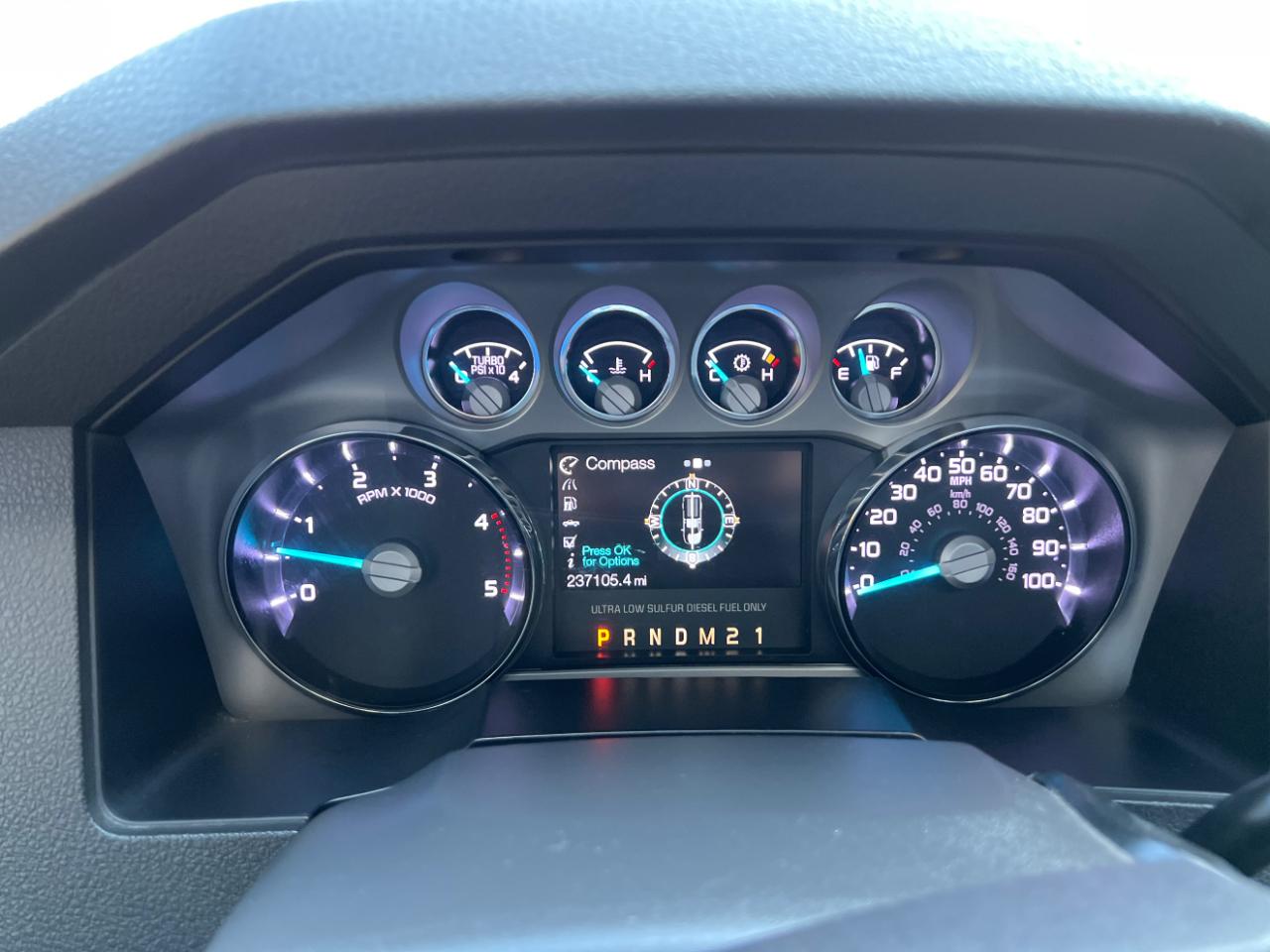 Ford F-250 SD Lariat Crew Cab Short Bed 4WD 2016